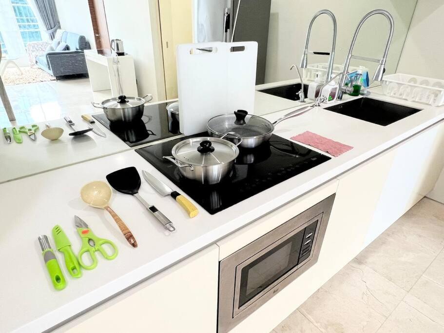 5-8mins To Aquaria Klcc/kl Convention Ctre, 2 Beds Pangsapuri *