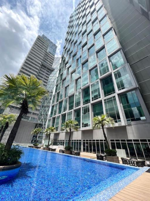 Pangsapuri 5-8mins To Aquaria Klcc/kl Convention Ctre, 2 Beds
